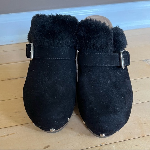 Uninon Bay Shoes Womens 7.5 Samantha Slip On Mule Buckle Clogs Wood Black Fur - Picture 3 of 9